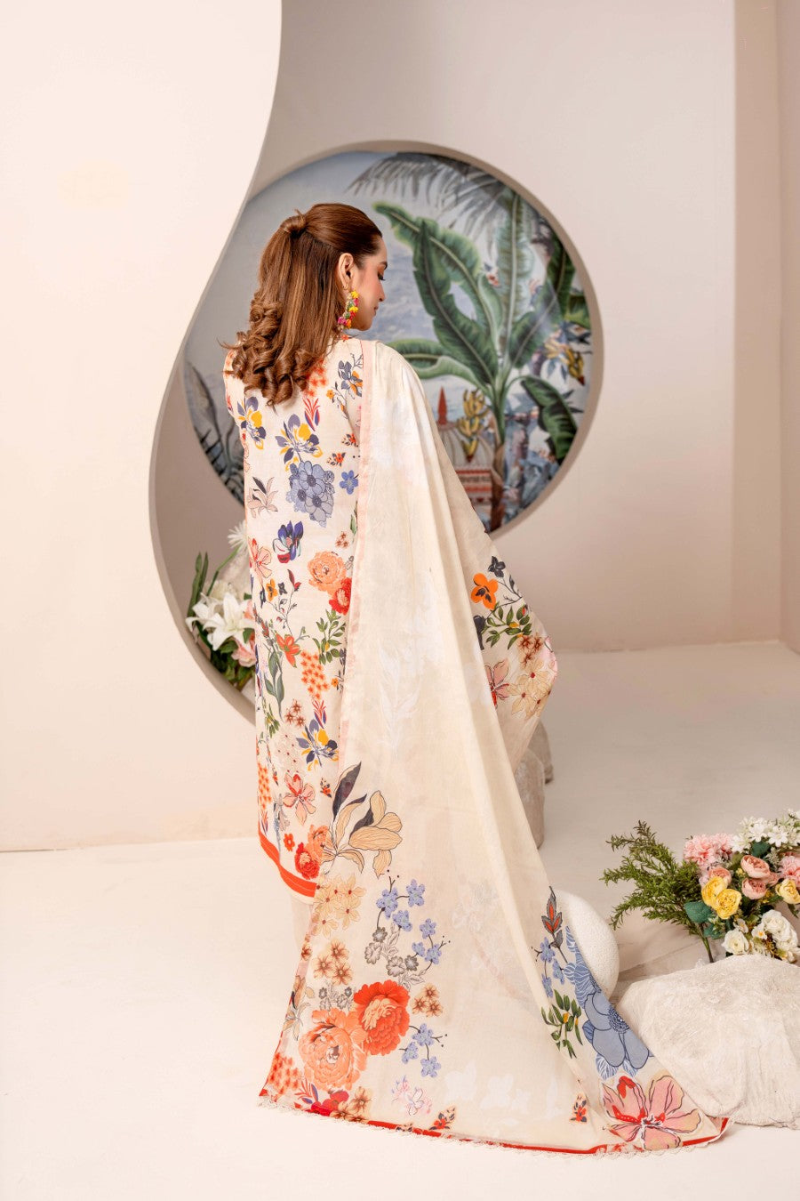EMBROIDERED PRINTED LAWN 3PC SUIT