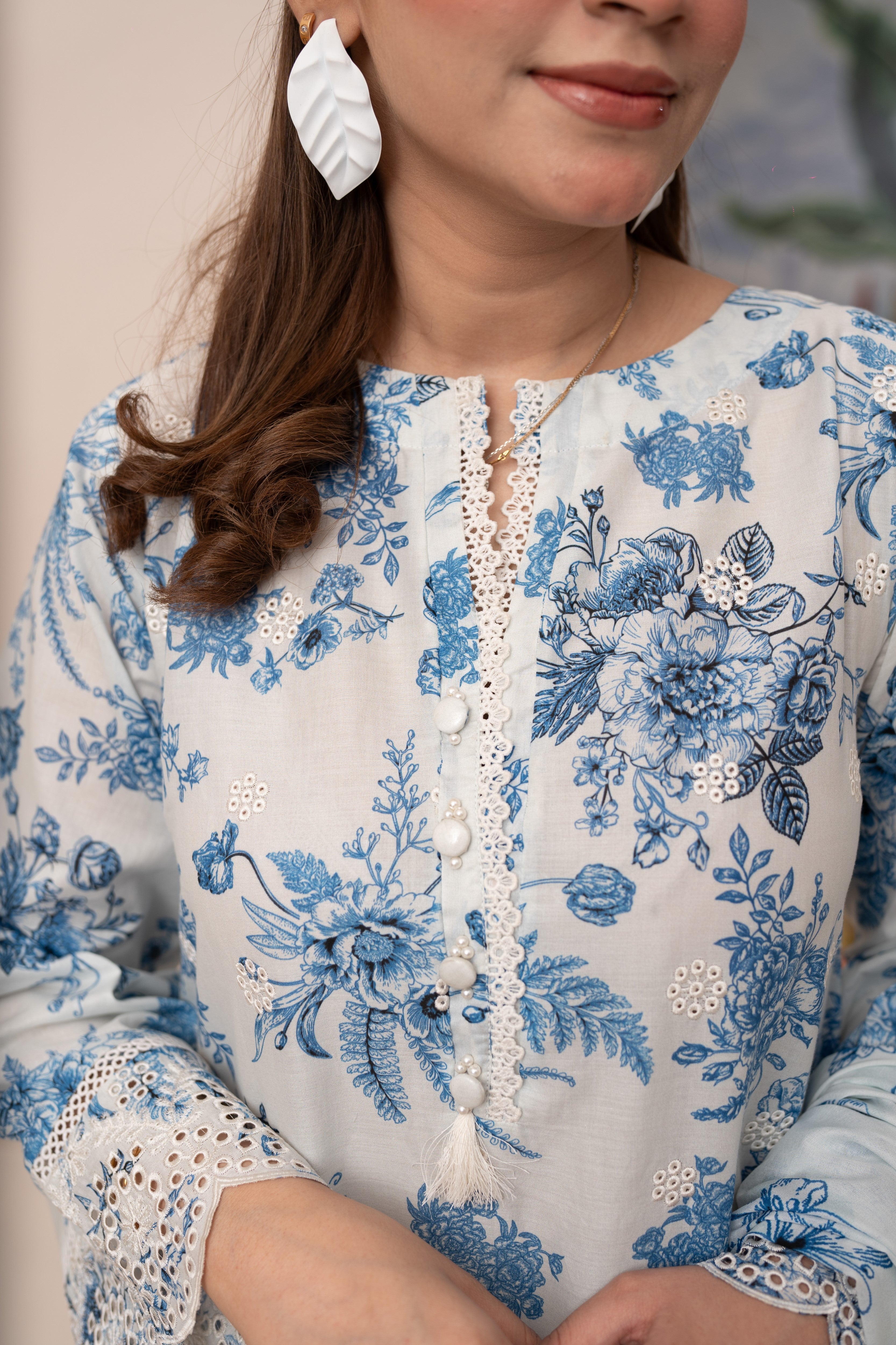 EMBROIDERED PRINTED LAWN 3PC SUIT