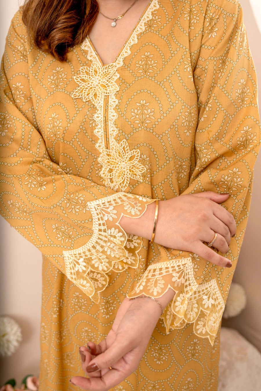 EMBROIDERED PRINTED LAWN 3PC SUIT