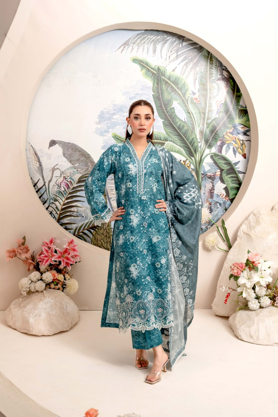 EMBROIDERED PRINTED LAWN 3PC SUIT