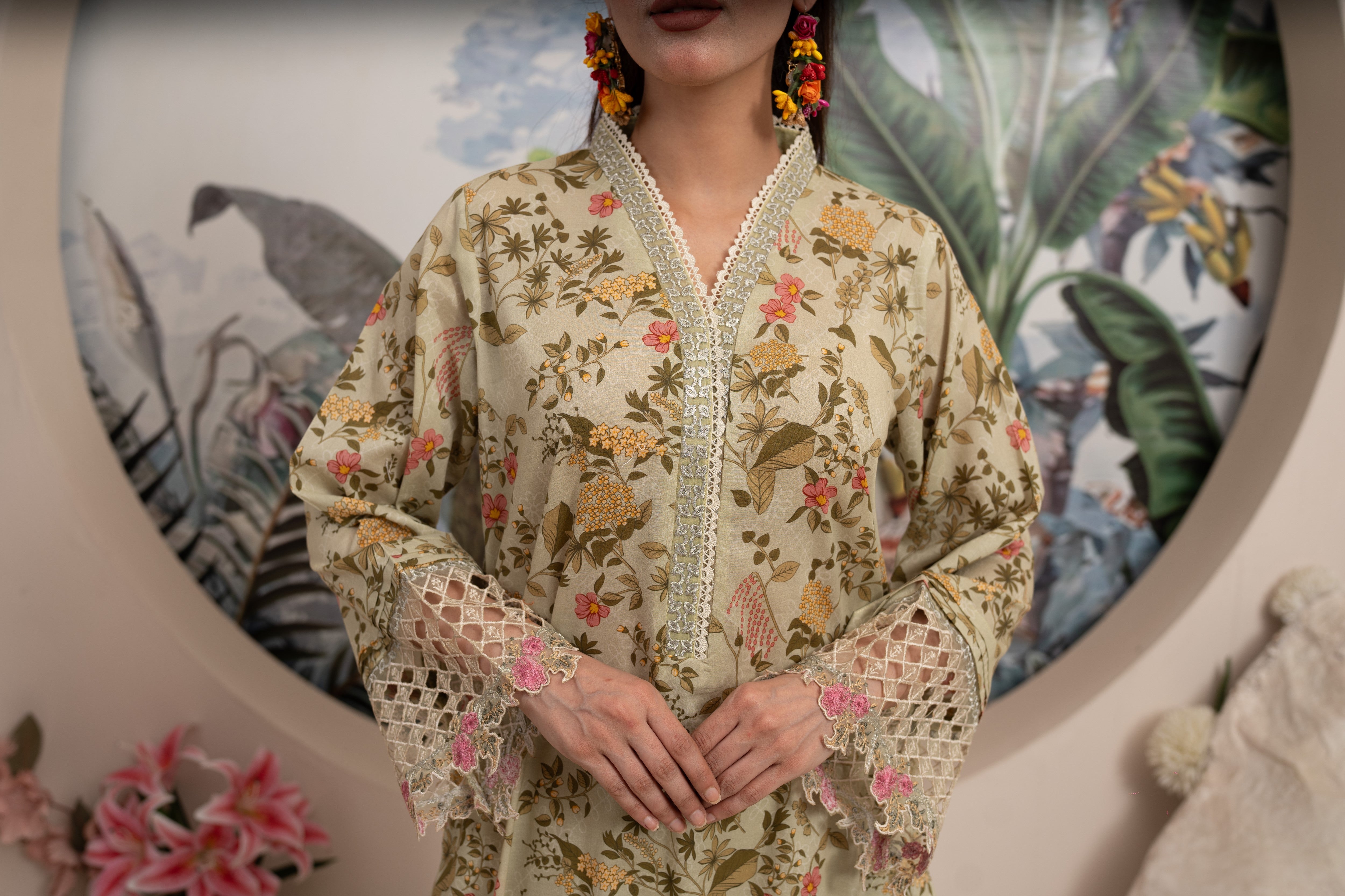 EMBROIDERED PRINTED LAWN 3PC SUIT