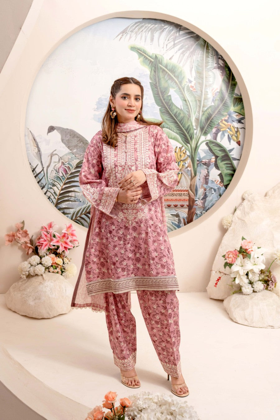 EMBROIDERED PRINTED LAWN 3PC SUIT
