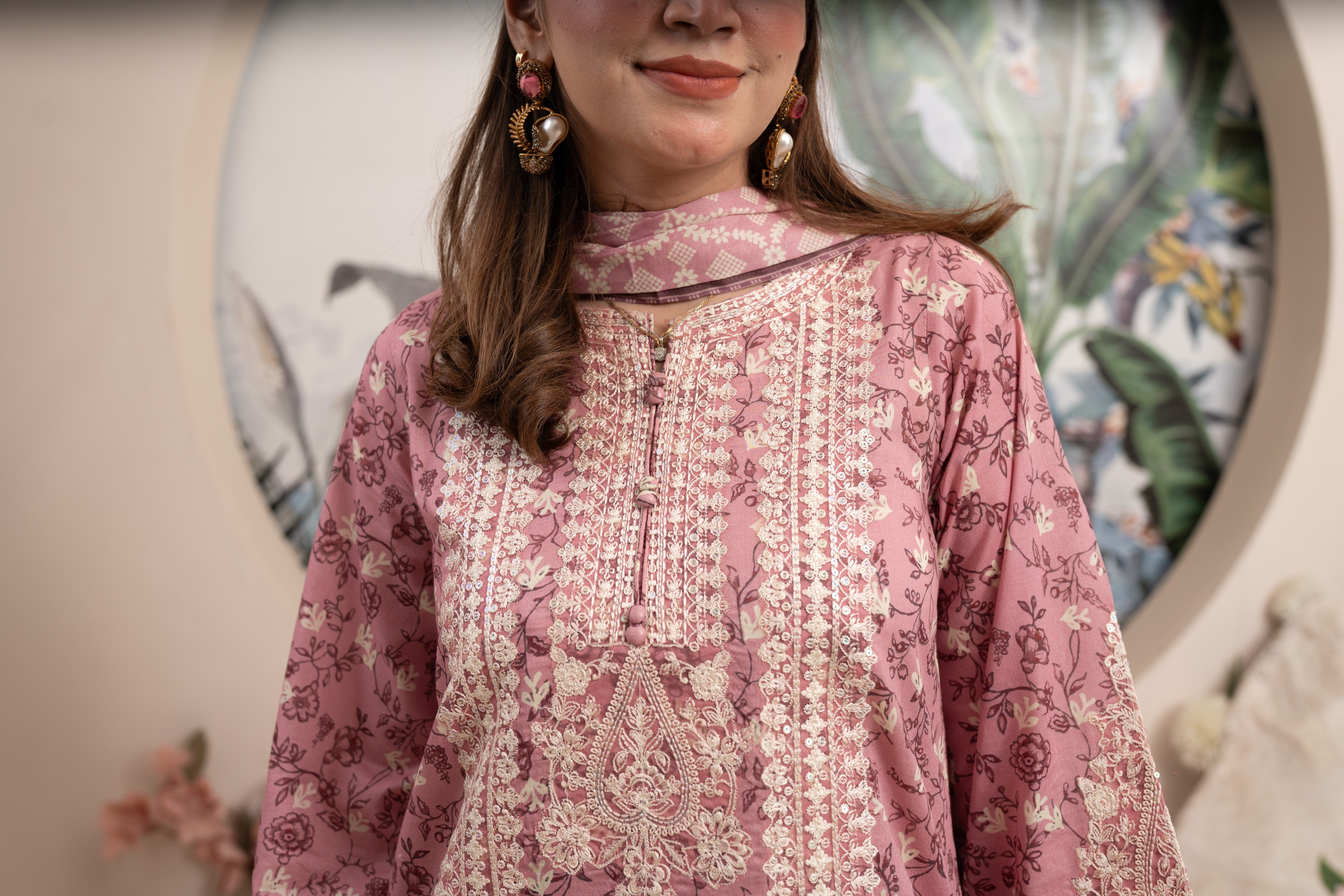 EMBROIDERED PRINTED LAWN 3PC SUIT