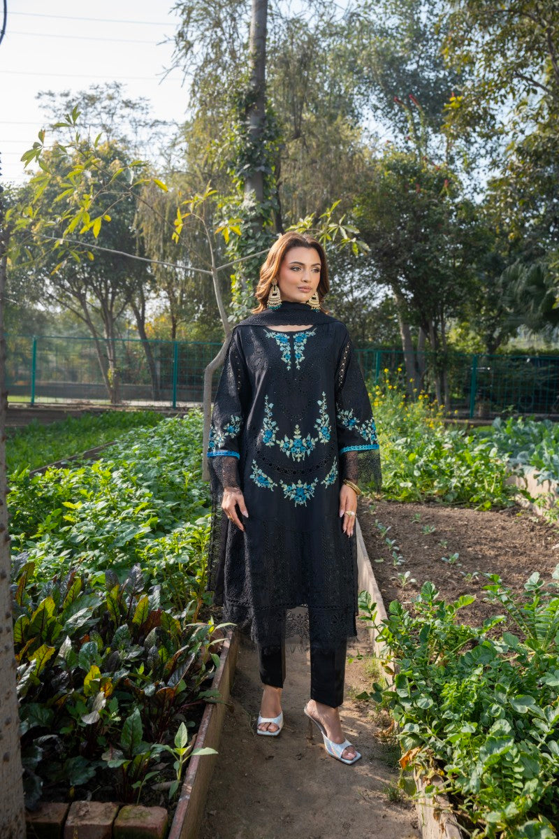 Edén - Mystical Black Embroidered 3PC Suit